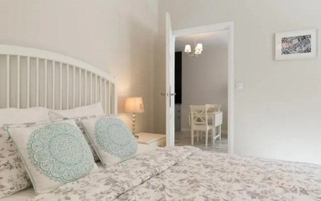 Отель Julia's Apartments Warsaw Old Town - Piwna Польша, Варшава - отзывы, цены и фото номеров - забронировать отель Julia's Apartments Warsaw Old Town - Piwna онлайн комната для гостей