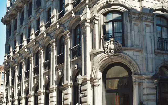 Hotel Gault вид на фасад