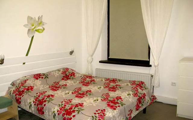 Апартаменты Apartment on a Hill комната для гостей