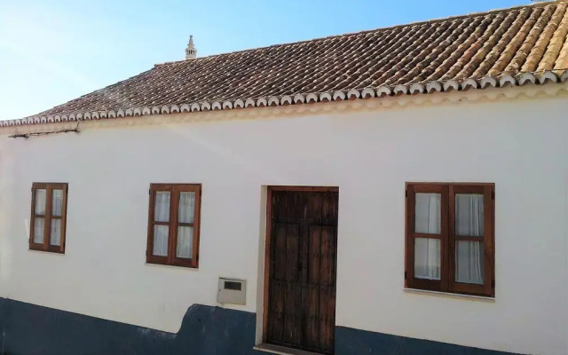 Отель Casa Vila do Bispo вид на фасад