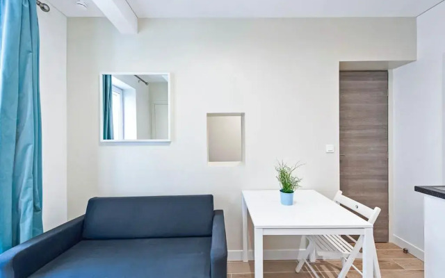 Отель Renovated 1 Bed for 3. Close to Bastille комната для гостей