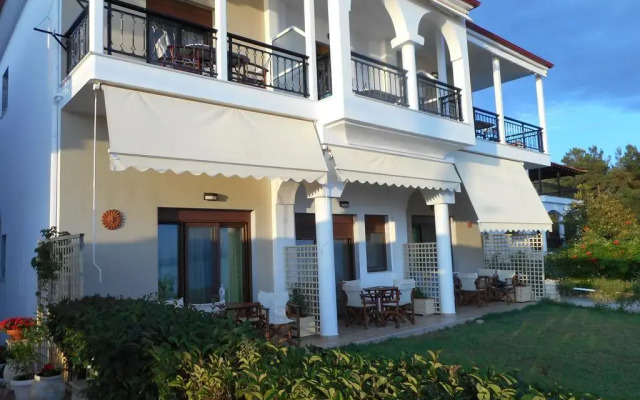 Отель Sonias House вид на фасад