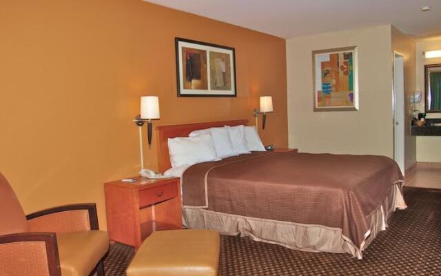 Econo Lodge Inn & Suites El Cajon San Diego East 1