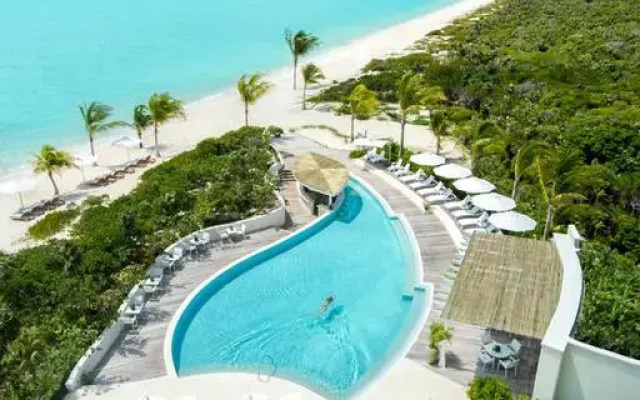 Отель The Shore Club Turks & Caicos пляж