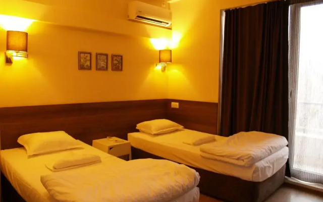 Mikado Hotel комната для гостей
