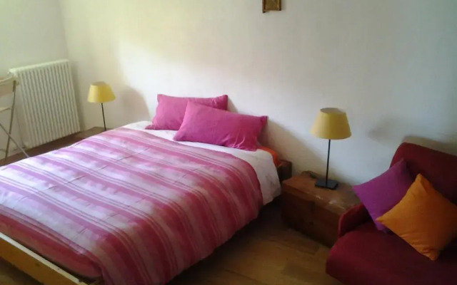Отель B&B EnChanté Сен-Кристоф комната для гостей