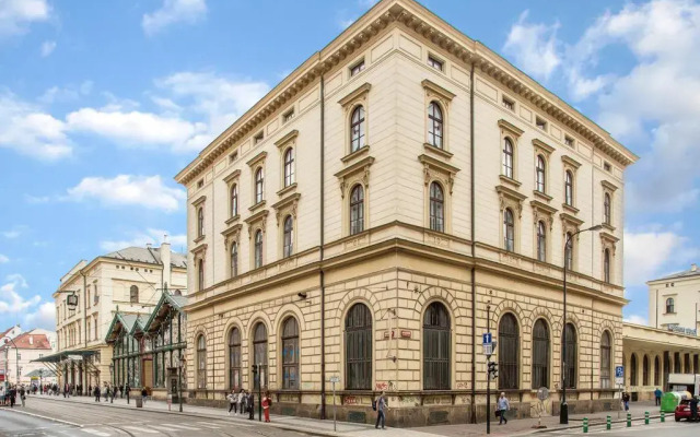 Hotel City Inn вид на фасад