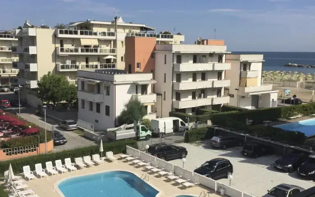 Park Hotel Serena вид на фасад