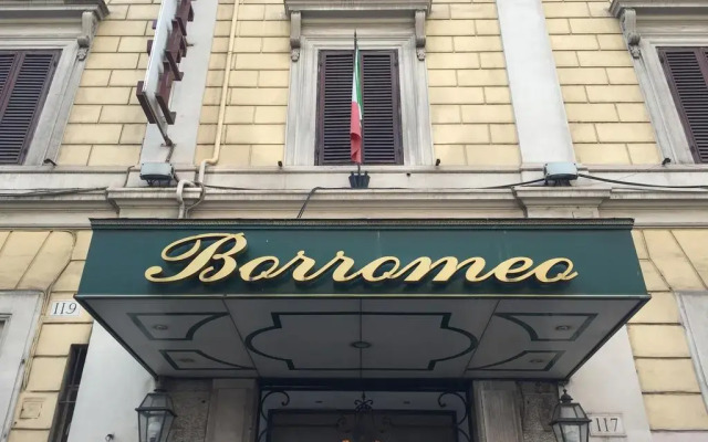 Отель BORROMEO Рим вид на фасад