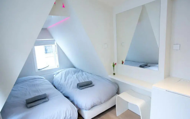 Отель Sweet Life Centre Area Apartment Нидерланды, Амстердам - отзывы, цены и фото номеров - забронировать отель Sweet Life Centre Area Apartment онлайн комната для гостей