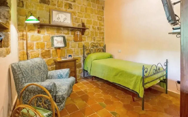Отель Holiday Home Via Donnola 1 Чефалу комната для гостей