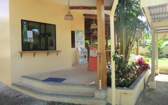 Alona42 Resort Danao Beach Philippines Zenhotels - 