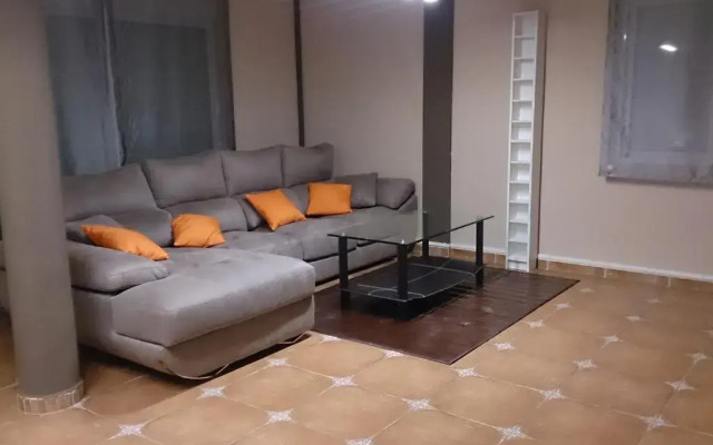 Отель Chalet Benidorm Ла-Нусиа комната для гостей