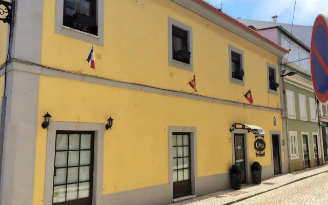 Отель The Capital Boutique B&B вид на фасад
