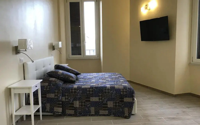 Отель Serventi Longhi Rooms Италия, Рим - отзывы, цены и фото номеров - забронировать отель Serventi Longhi Rooms онлайн комната для гостей