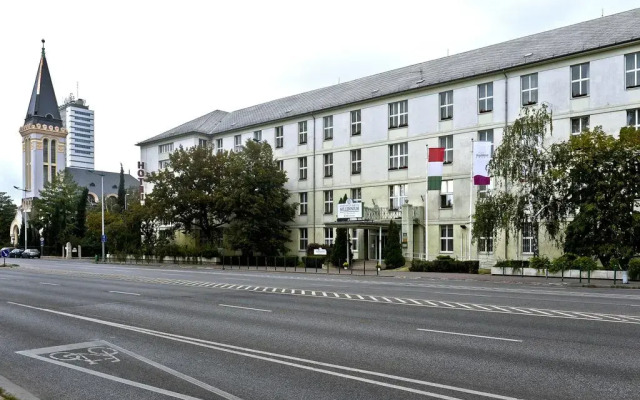 Hunguest Hotel Millennium