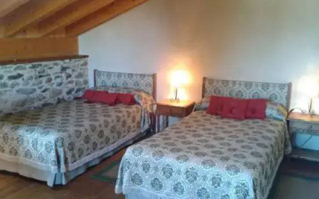Отель Casas Rurales La Forqueta Y El Fontanal комната для гостей