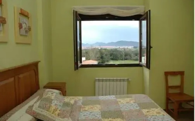 Отель Apartamentos Torremar Испания, Арнуэро - отзывы, цены и фото номеров - забронировать отель Apartamentos Torremar онлайн комната для гостей