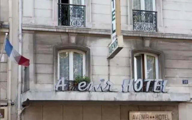 Avenir Hotel Montmartre вид на фасад