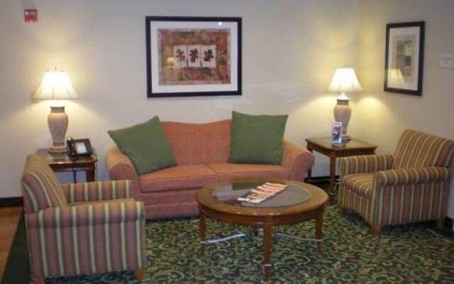 Fairfield Inn & Suites by Marriott Woodbridge 0