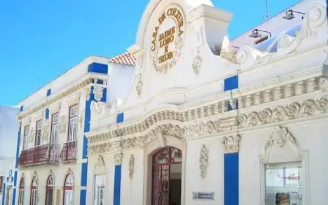Отель Ericeira Villas вид на фасад