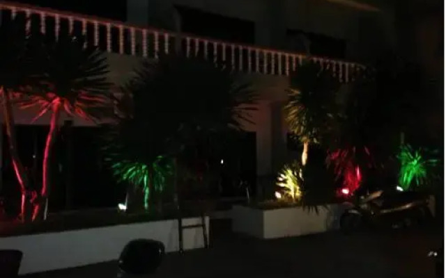 Basilico Hotel & Restaurant вид на фасад