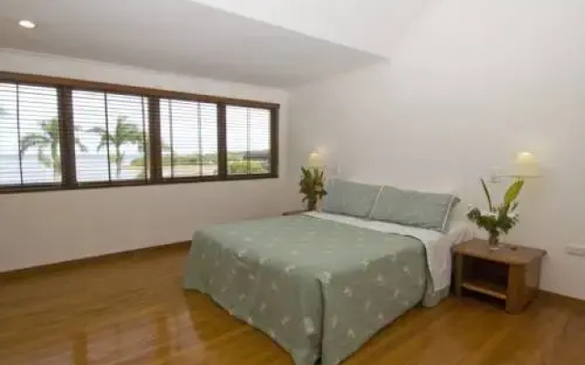 Отель Malaqereqere Villas комната для гостей