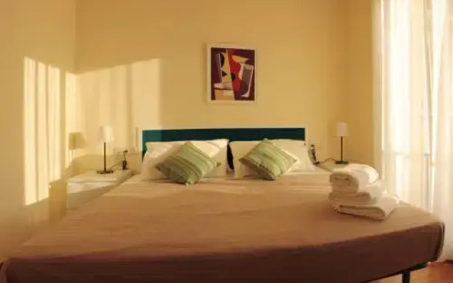 Апартаменты Alguera Apartments Napols комната для гостей
