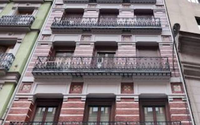 Habitat Apartments Gran Via Madrid Spain Zenhotels - 