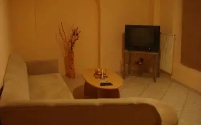 Отель Guest House Brestnik 1 Болгария, Брестник - отзывы, цены и фото номеров - забронировать отель Guest House Brestnik 1 онлайн комната для гостей