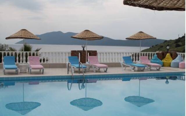 Dolce Bodrum Hotel - Adults Only 1