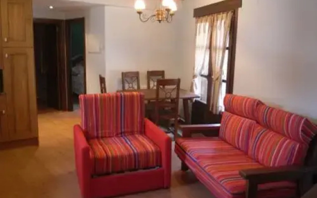 Отель Apartamentos El Pozo Испания, Аинса - отзывы, цены и фото номеров - забронировать отель Apartamentos El Pozo онлайн комната для гостей