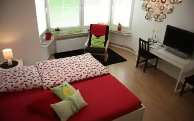 Апартаменты Apartment Bett Am Rhein Дюссельдорф комната для гостей