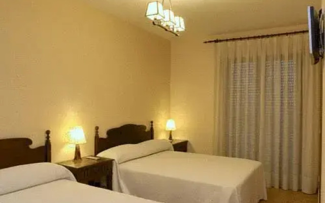 Отель Hostal Rural El Tejar комната для гостей