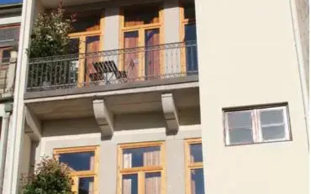 Отель Loulé Estúdios вид на фасад