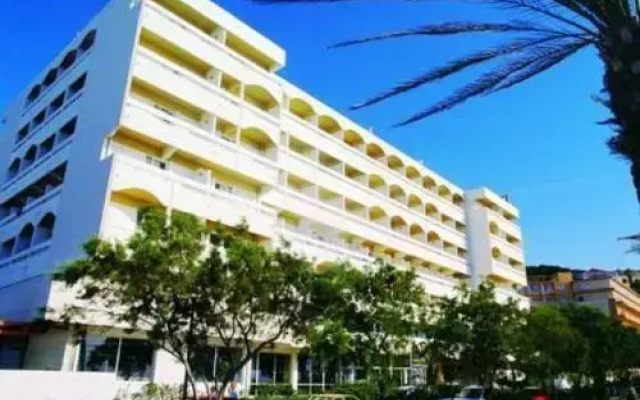 Отель Rhodos Horizon Resort вид на фасад