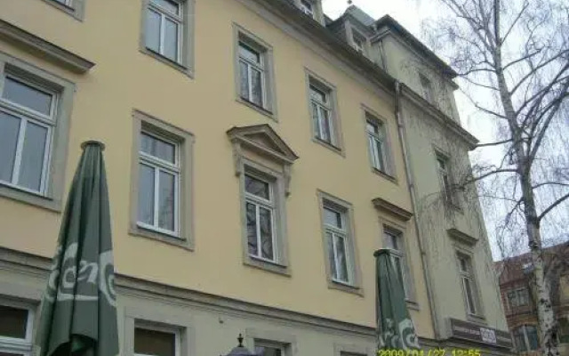 Hostel & Pension NOlift вид на фасад
