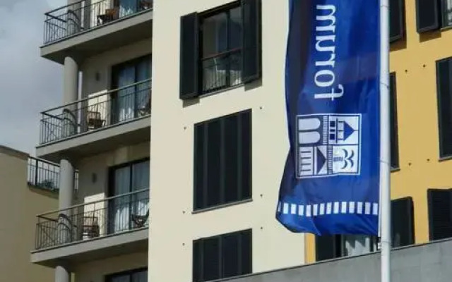 Апартаменты Torres Forum Plus Apartment вид на фасад