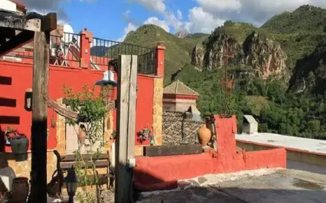 Отель Vivienda Turistica Rural Al-Chya вид на фасад