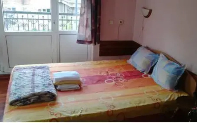 Hostel Enny комната для гостей