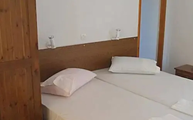 Апартаменты Costantonia Holiday Apartments комната для гостей