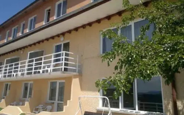 Balani Family Hotel вид на фасад