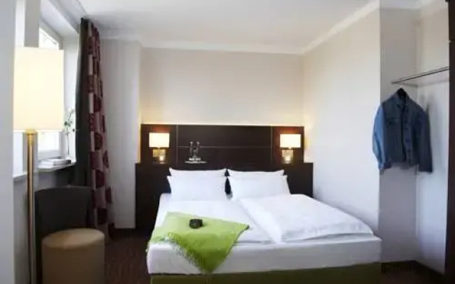 Stern Hotel Soller комната для гостей