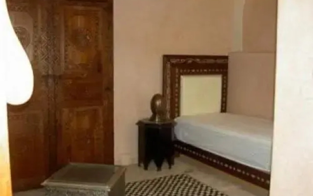 Отель Riad Khalid Zrika Марокко, Марракеш - отзывы, цены и фото номеров - забронировать отель Riad Khalid Zrika онлайн комната для гостей
