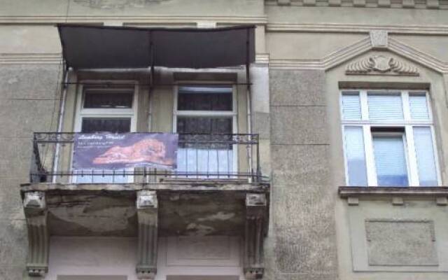 Гостиница Lemberg Hostel Украина, Львов - отзывы, цены и фото номеров - забронировать гостиницу Lemberg Hostel онлайн вид на фасад
