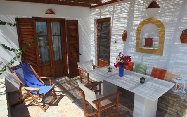 Sunrise Apartments Antiparos Greece Zenhotels