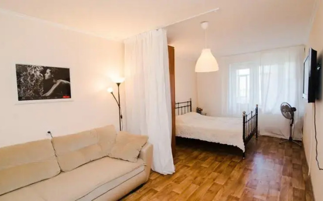 Apart-Hotel Home Hotel na 70 let Oktyabrya комната для гостей