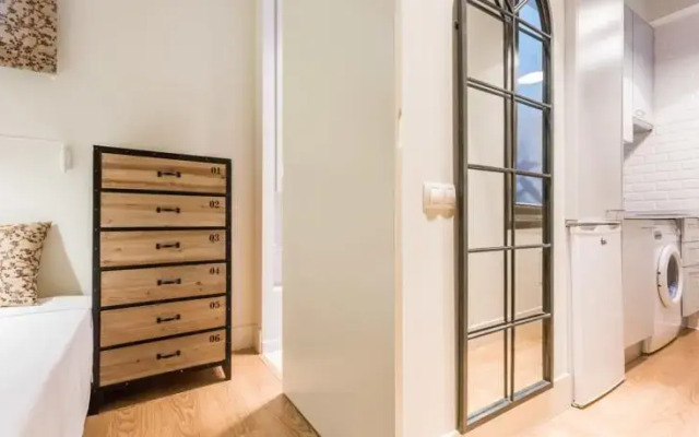 Отель Chic Rentals Museo Reina Sofía Испания, Мадрид - отзывы, цены и фото номеров - забронировать отель Chic Rentals Museo Reina Sofía онлайн комната для гостей