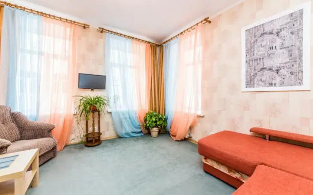 Гостиница A-RENT на Репина комната для гостей