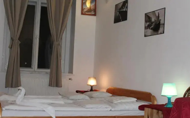 Budapest River Hotel Будапешт комната для гостей